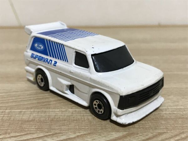 送料無料　当時物　マッチボックス　フォード スーパーバンⅡ ミニカー　MATCHBOX FORD SUPERVANⅡ