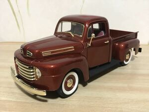 送料無料　1/18 フォード F1 ピックアップトラック クラシックカー ミニカー ROAD LEGENDS FORD 1948 PICK UP TRUCK