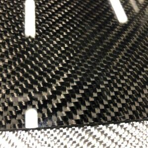 ■ リアルカーボン 板 ■ 綾織り 硬質樹脂 サイズ 235㎜×60㎜ t1.1㎜の画像2