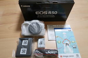 【新品・未使用】CANON／EOS R50 ボディ [ホワイト] ミラーレスカメラ ミラーレス一眼 RFマウント APS-C キャノン 高速連射 キャノン 白