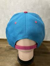キャップ 帽子　メンズ　レディース　青　ピンク　ビッグロゴ　ロゴ　ツートンカラー　キャップ帽子 スナップバック　OFF ランドテイラー_画像4