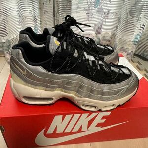 新品未使用☆ NIKE AIR MAX 95 WMNS☆23.5センチ