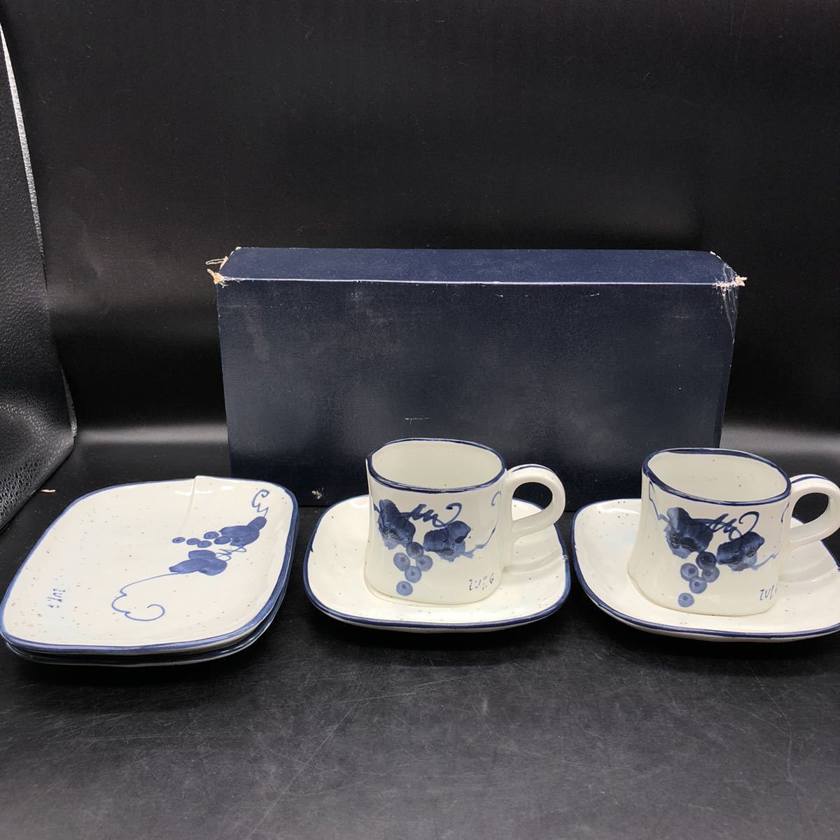 Bon état Tasse et soucoupe Ensemble de 2 avec 2 assiettes carrées Tasse peinte à la main Assiette à salade Assiette à bonbons Vaisselle en céramique Antique S5, ustensiles à thé, tasse et soucoupe, café, Pour le thé et le thé