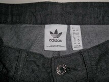 アディダスオリジナルス adidas originals ライン入りデニムパンツ　ジーンズ　レディース ・サイズL・USEDです_画像2