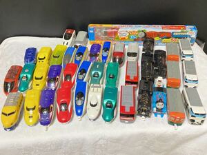 TOMY トミープラレール大量まとめ　動作未確認の為ジャンク品　機関車トーマス他　プラレール