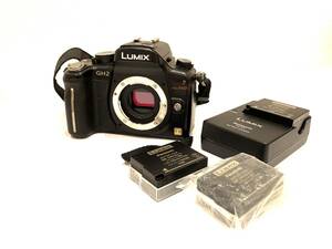 (TY365) ★１円スタート★　パナソニック PANASONIC LUMIX DMC-GH2 ブラック ボディ ミラーレス バッテリー×3つ付　