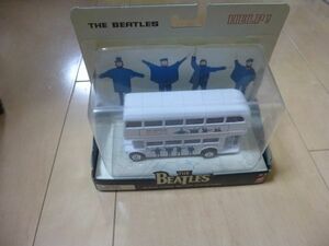 入手困難　コーギー　ビートルズ　THE　BEATLES　HELP！　ALBUM COVER DIE-CAST COLLECTABLE 即決