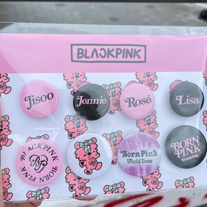 BLACKPINK verdy コラボ 缶バッジ 韓国限定 期間限定 ポップアップ 日本未発売