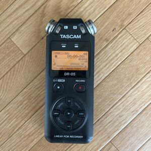 TASCAM DR-05 タスカム リニアPCMレコーダー ブラック