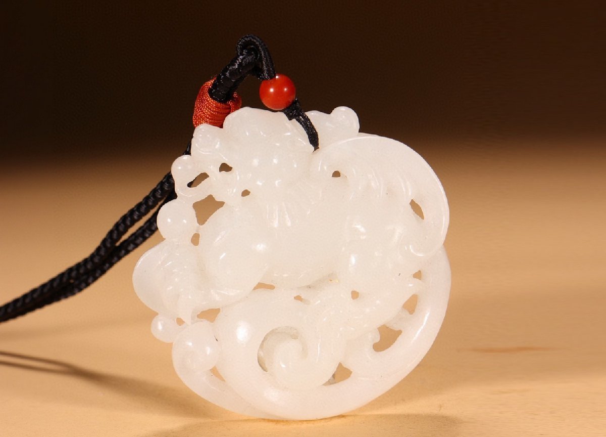 ヤフオク! -「玉」(東洋彫刻) (彫刻、オブジェ)の落札相場・落札価格