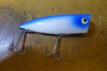 II018 Heddon/ヘドン トップウォーター CHUGGER SPOOK チャガー スプーク blue＆white ルアー フィッシング 釣り具/60_画像1