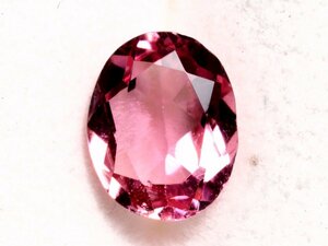 天然ピンクトルマリン ルース 0.795 ct、ソーティング付き、ケース入り