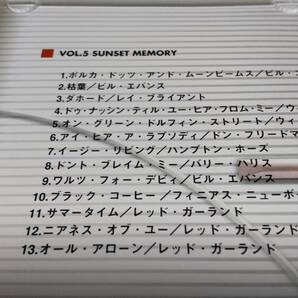 Y3092『CD』Jazz Flight VOL.5 SUNSET MEMORY ビルエバンス レイ・ブライアント ウィントン・ケリー レッド・ガーランド ニューボーン・Jrの画像3