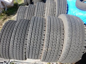 10本価格★パT6291■245/70R19.5 136/134J BRIDGESTONE W900 ★条件付送料無料★地山 TB 低床 大型 冬 スタッドレス