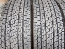 6本価格★パT4461■225/90R17.5 127/125L LT YOKOHAMA SY797 冬 スタッドレスタイヤ■条件付 送料無料■14～15㎜ 地山 高床 4ｔ ユニック_画像6