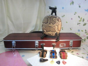 ***( free shipping ) 29.500 jpy Okinawa sanshin exclusive use hard case,. leather strengthen ( two -ply .) type chi-ga, sanshin pcs, strap, ebony nail, pick set 