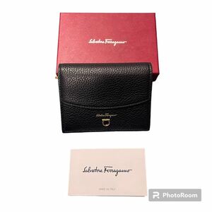 【未使用・正規品】 Salvatore Ferragamo サルヴァトーレ フェラガモ ガンチーニ　二つ折り財布　ミニウォレット　レザー　ブラック　黒