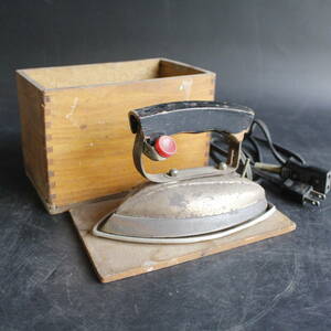  retro iron isi maru iron tree in box Showa Retro peace miscellaneous goods antique 