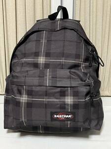 【正規品】イーストパックEASTPAK チェック柄　リュックサック　軽量　ブラック×グレー系 バックパック