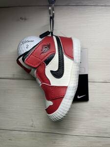 クリスマスセール送料無料　新品　超激レア　スニーカー型ボールポーチ　NIKE JORDAN 1 　シカゴ　CHICAGO ロストアンドファウンド　ゴルフ