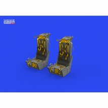 ◆◇エデュアルド【648709】1/48 F-4BファントムII 射出座席 (初期型) (2個入り)(タミヤ用)◇◆　　　_画像8