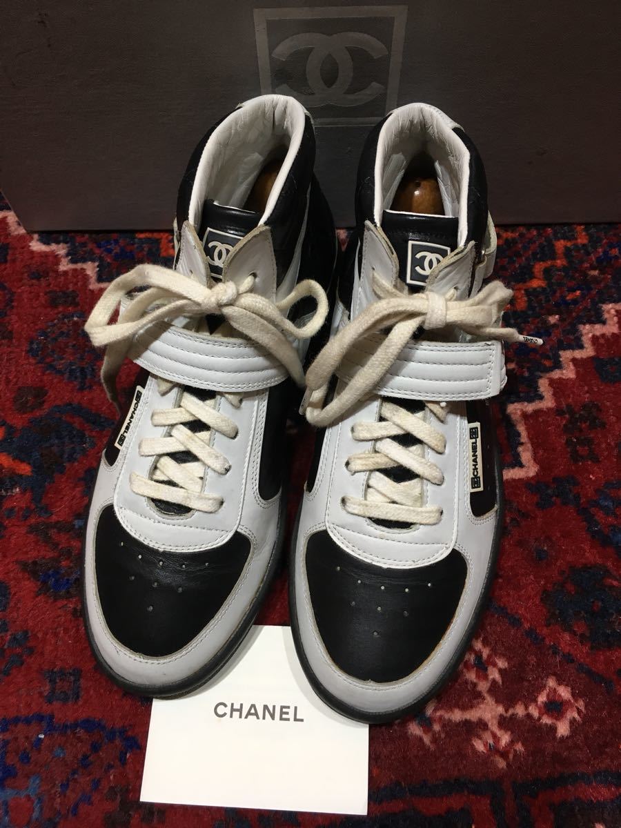 CHANEL シャネル スニーカー 靴 ハイカット ブランド おしゃれ 人気