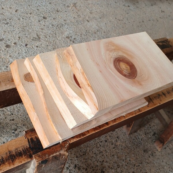 C-1490【サイズ色々】　 国産ひのき 　耳付節板 　5枚セット　テーブル 　インテリア　 看板 　一枚板　 桧　 檜　無垢材　 DIY
