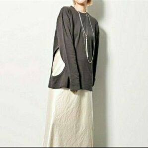 SIDE CIRCLE Tシャツ
