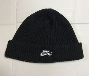 送料込み NIKE ナイキ NIKE SB フィッシャーマン ビーニー ニットキャップ キャップ 黒 ブラック 帽子 skateboard スケートボード