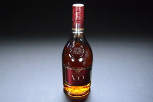 古いお酒 SUNTORY BRANDY V.O 未開栓品 鑑賞用 640ml 検索用語→B10内古酒サントリーブランデー