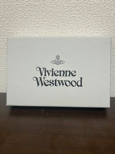 vivienne westwood 長財布　ビビアンウエストウッド長財布