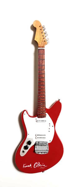 CURT COBAINモデル25 cmミニチュアギター赤。ミニ楽器 