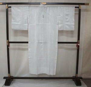 貸衣装処分品　1113　長襦袢（訪問着・留袖用）白　むじな菊（中古）〈レターパック不可〉