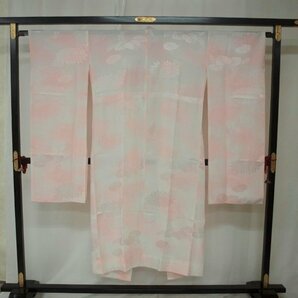 貸衣装処分品 0827 振袖用長襦袢 ピンク 桐・菊（中古）〈レターパック不可〉の画像1