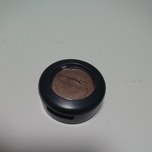 MAC WOODWINKED VELUXE PEARL small eyeshadow brown group 