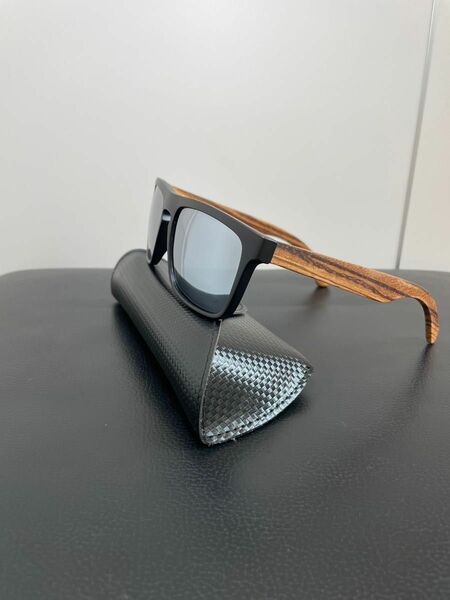 木製 ウッドアーム 偏光レンズサングラス 木目フレーム 新品 こだわりサングラス