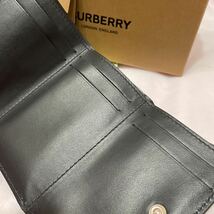 未使用品　BURBERRRY バーバリー　財布　三つ折り　ウォレット　レディース　メンズ_画像3