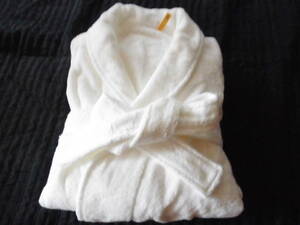  bathrobe now . san organic IKEUTHI TAORU top class goods 33,000 jpy eggshell white -2