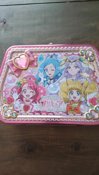 プリキュア　缶バック　おもちゃ