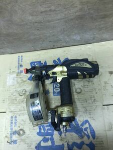 中古品 HITACHI 日立工機 4mm 高圧 ねじ打機 WF4H2. 送料落札者負担