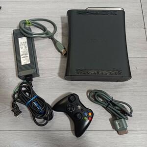 y102301e Microsoft Xbox360 本体　120GB HDD　2009年製