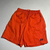 ヨネックス YONEX オレンジ 刺繍ロゴ ポケット付 テニス バドミントン ハーフパンツ Mサイズ_画像1