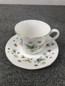  unused goods Royal Doulton strawberry cream cup & saucer 