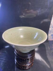 既決　中国古玩　青磁　唐物 時代物　美品 古美術 龍泉　幅約15cm 高約6.5cm