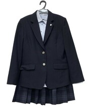 to_6638 4点セット 神奈川県 私立 中央大学附属横浜高校 冬服 ブレザー制服 ブラウス 冬スカート 上下セット 校章バッジ付き 女子制服_画像1