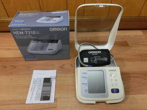 ●　OMRON オムロン 血圧計 上腕式 腕帯巻きフィットカフ HEM-7310　●