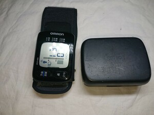 OMRON オムロン 血圧計 手首式血圧計 HEM-6310F　使用品