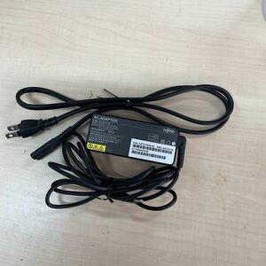 * D1257) Fujitsu FMV-ACC01A/ADLX45YCC2F original AC adaptor 