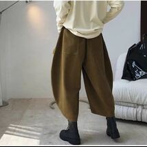 サルエルパンツ ガウチョパンツ タグ付き ワイドパンツ ガウチョパンツ 秋冬 タグ付き 新品　未使用　カーキ_画像5