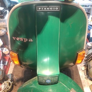  Vespa VESPA P200e нос б/у 